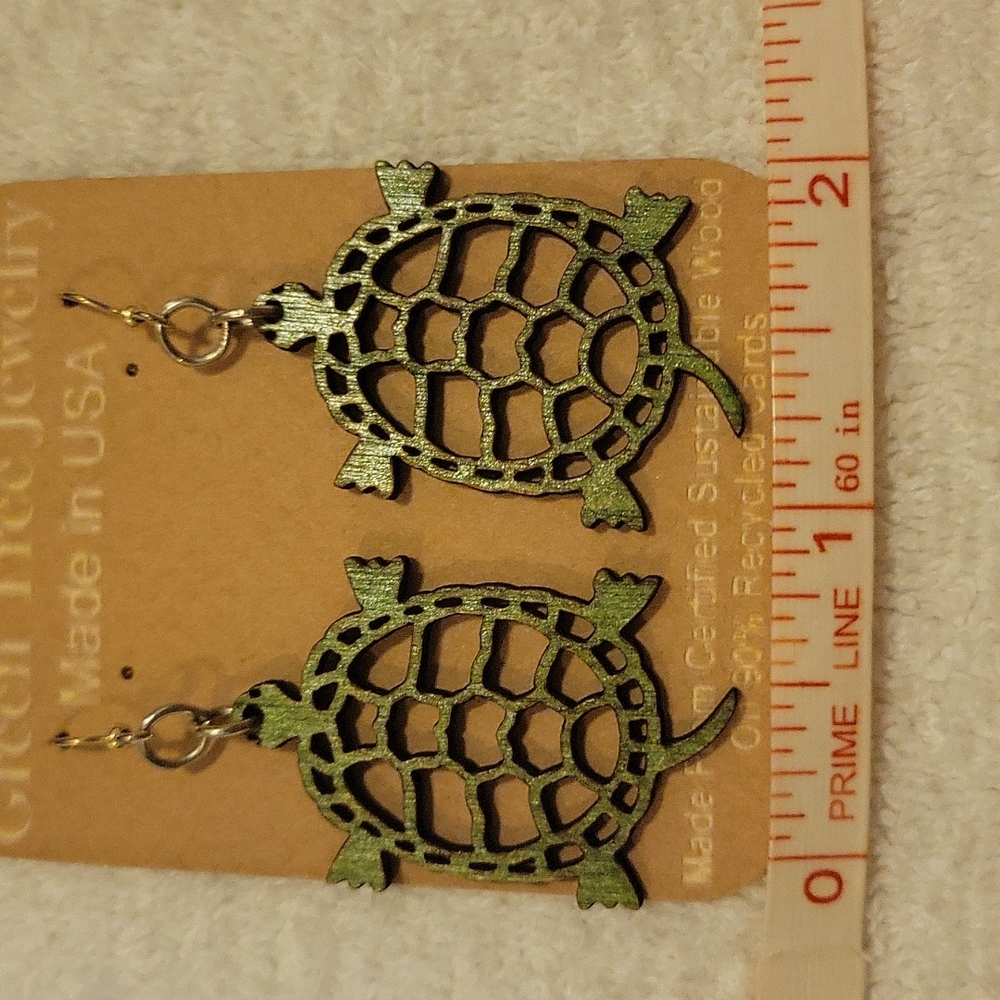 Turtle Earring - Picture 5 of 6